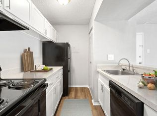 Lakes Edge Apartments, Greensboro, NC 27409