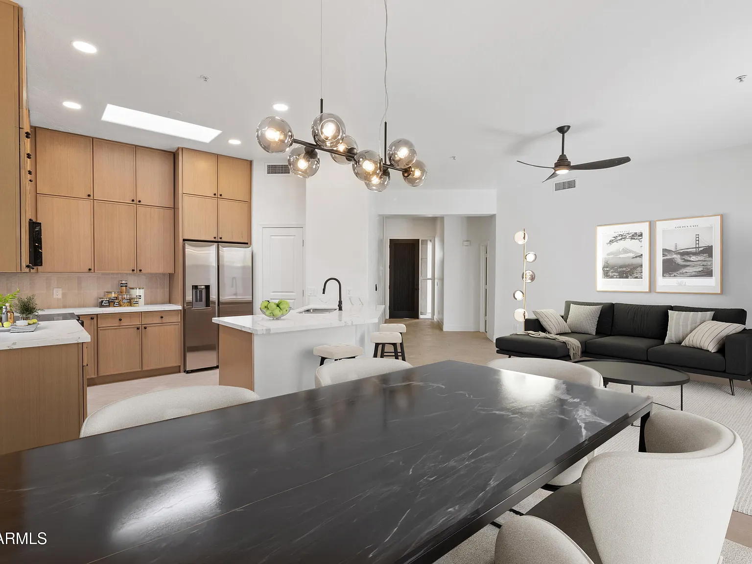3 bed, 2.0 bath, 1490 sqft, $4,500 — Photo 1