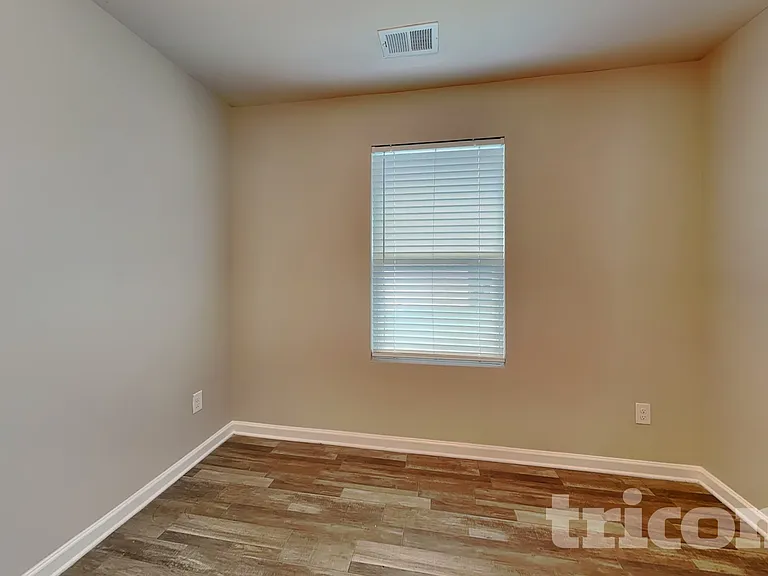 805 Ali St — Photo 5