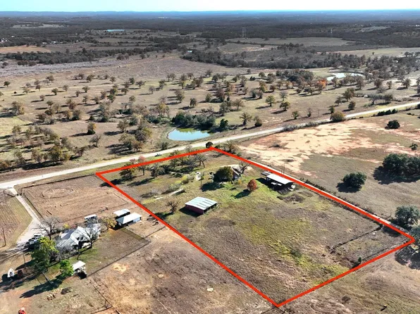 162 Fm 672, Dale, TX 78616