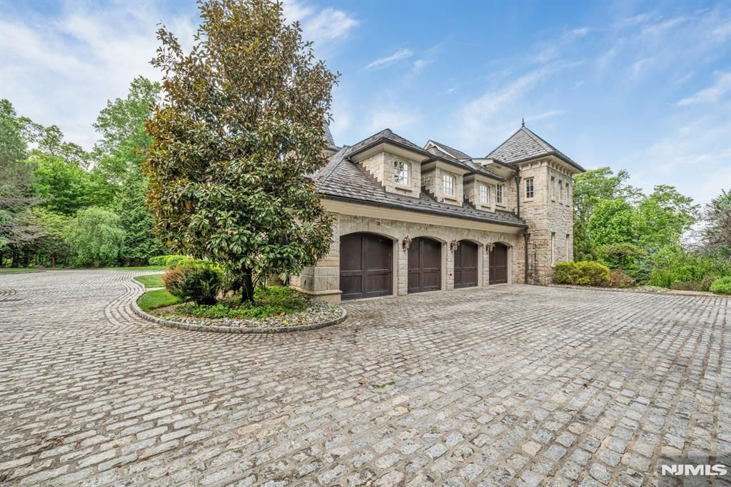 7 Buckingham Dr, Alpine, NJ - View 3