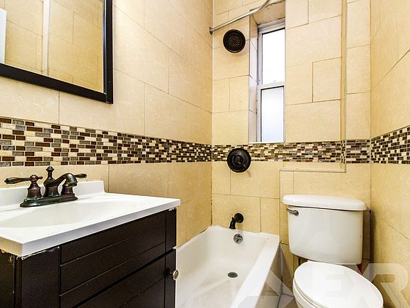5th image of 709 Dekalb Ave APT 5