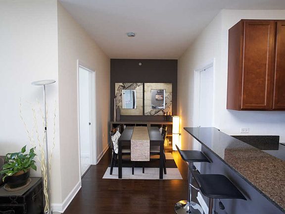 5th image of 100 E 14th St #Gu261