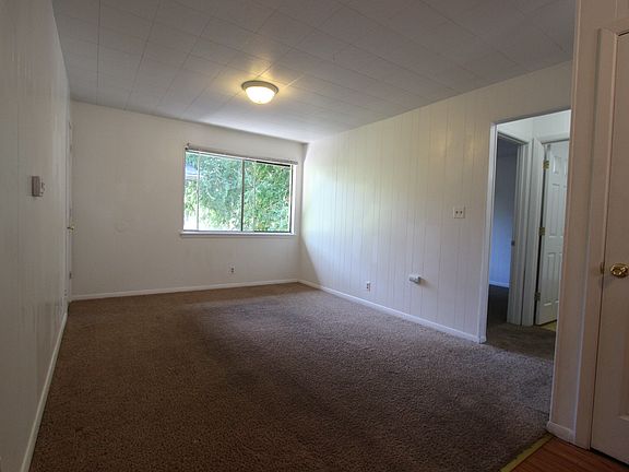 4th image of 1138 Grandview Ave APT E8