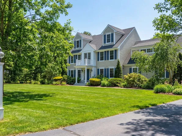 1 Anthony's Way, Mashpee, MA 02649