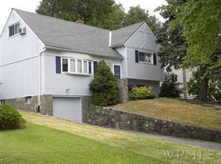 10 Cortlandt Pl, Ossining, NY 10562