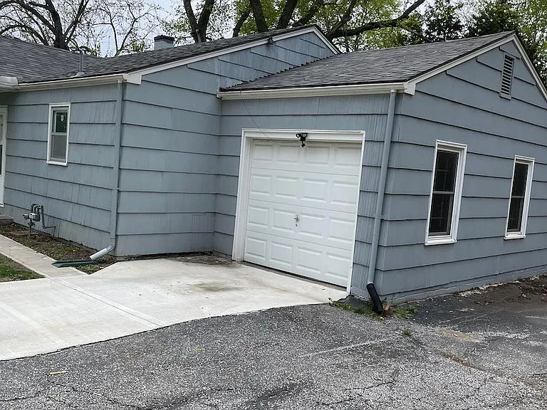 8660 James A Reed Rd — Photo 4