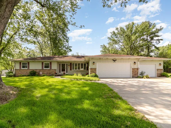 232 Krouser Dr, Valparaiso, IN 46385