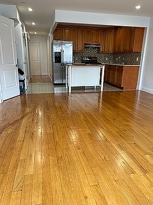 2nd image of 323 Soundview Ln #A
