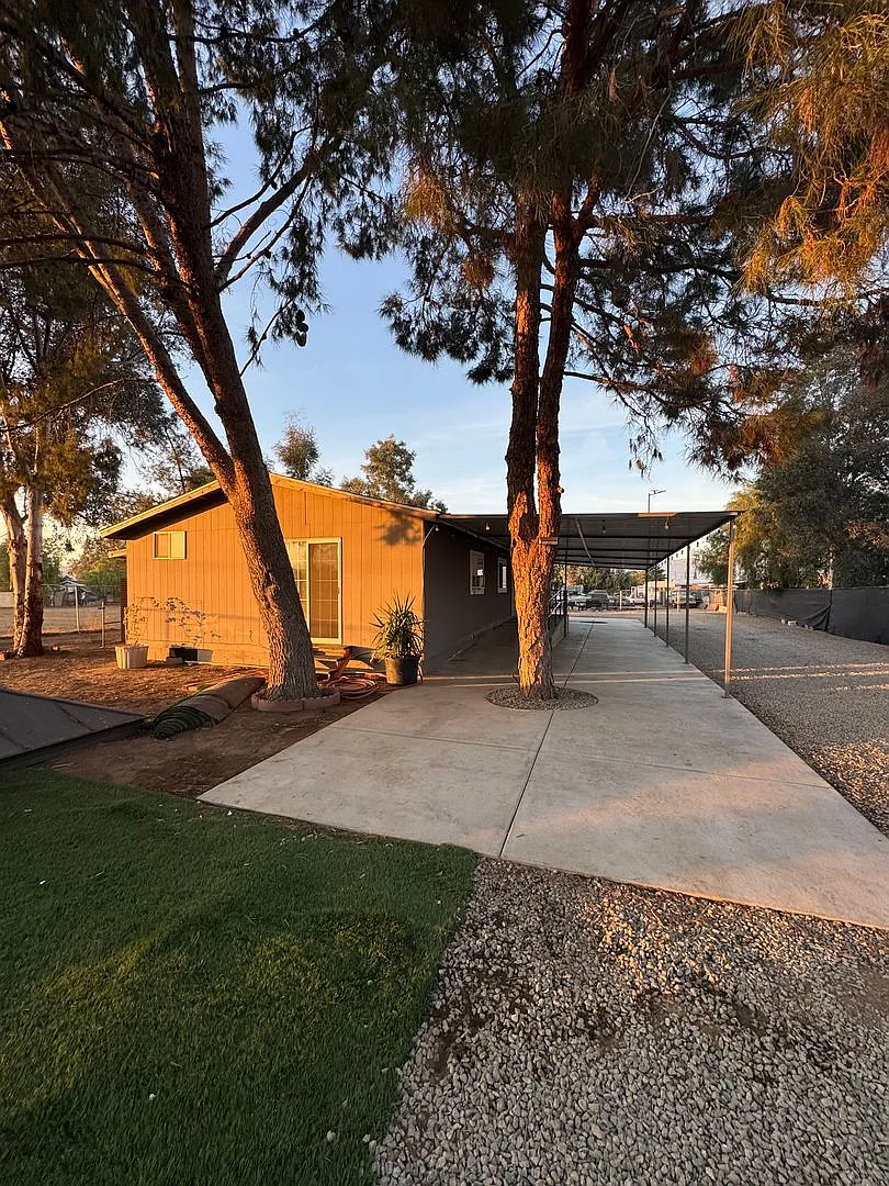 Building Photo - 28886 Zena Pl