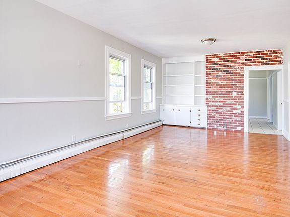 3rd image of 168-170 Oakland Ave