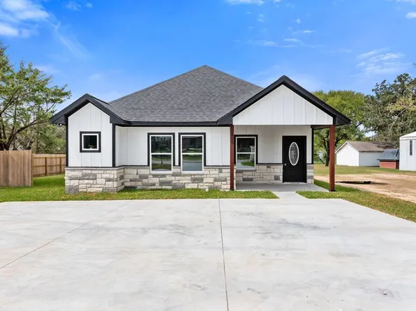 414 Vincent St, Bryan, TX 77803