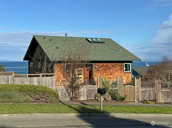 1035 W 5th Street, Port Angeles, WA 98363