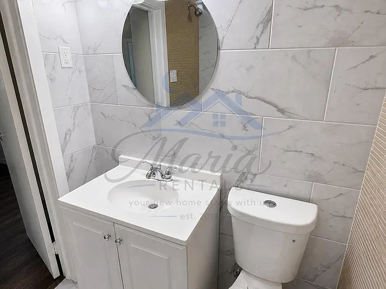 1013 Prospect St #2R — Photo 11