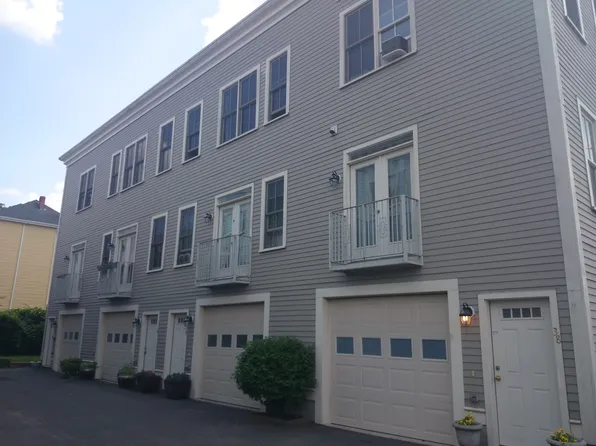 32 Stedman St, Jamaica Plain, MA 02130