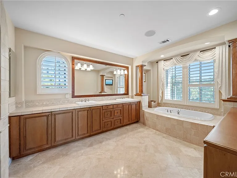 142 Sidney Bay Dr #31 — Photo 22
