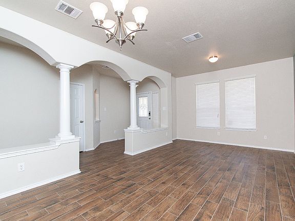 3rd image of 2403 Black Orchid Dr