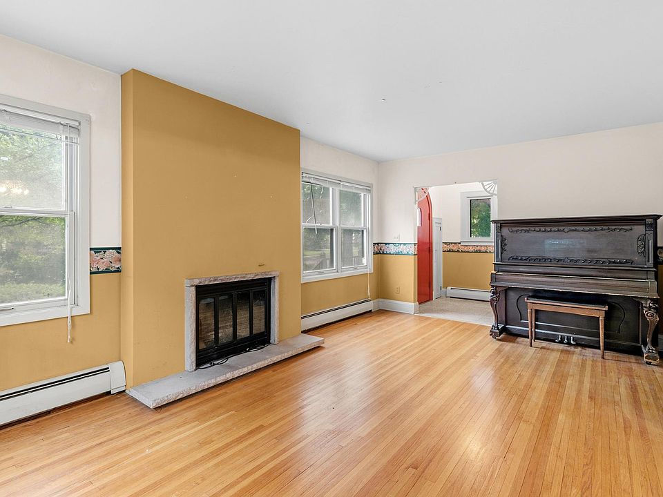 2731 Cleveland St NE, Minneapolis, MN 55418 | Zillow