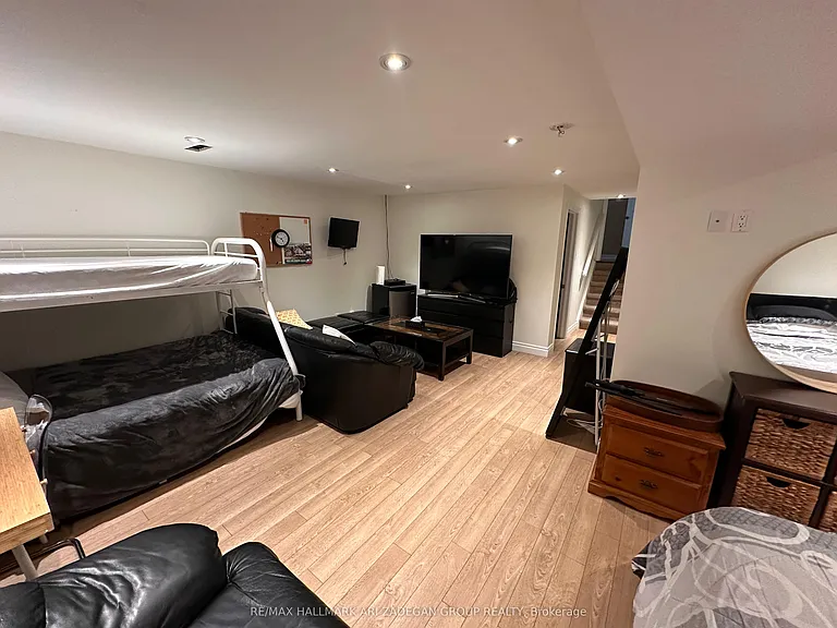 290 Gretel Dr — Photo 28