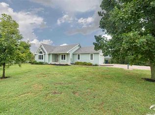 1606 E 550th Rd, Lawrence, KS 66049