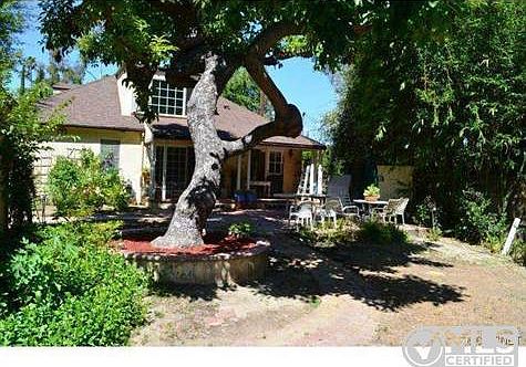 2nd image of 4108 Beverly Glen Blvd