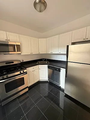 22 West 77th Street #68