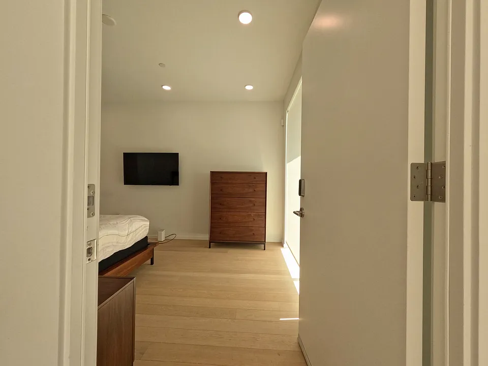 2422 Binnen Ln #101