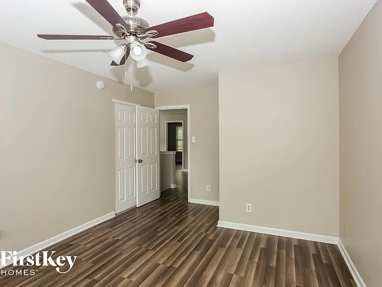 7120 Sycamore Grove Ct — Photo 7