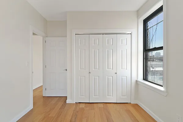 Rented by Cooper & Cooper Real Estate | media 10