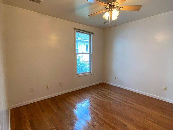 4th image of 306 N Hamilton St #3