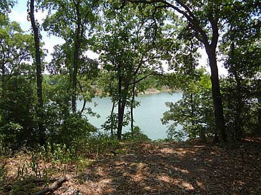 2nd image of 320 Texoma Dr