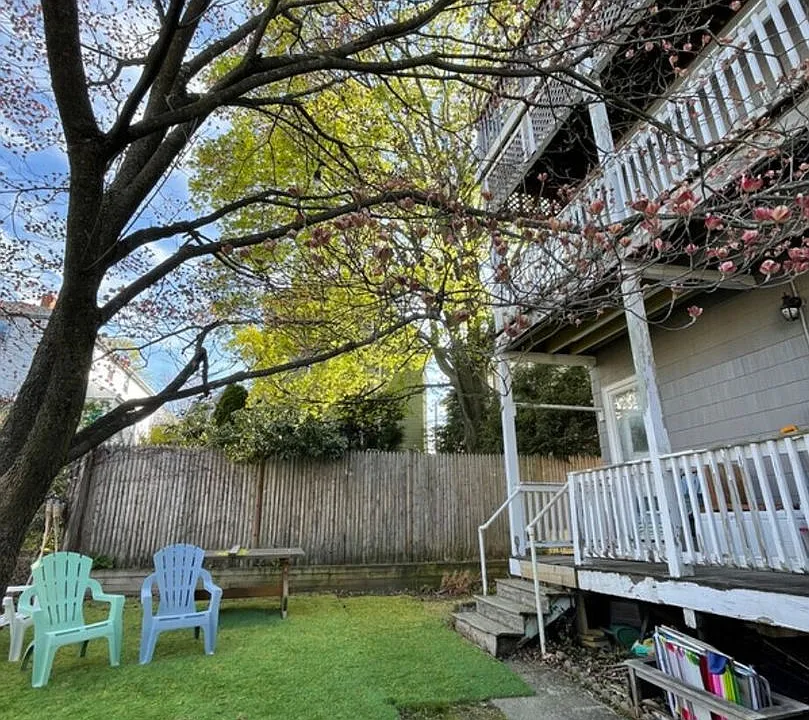 34 Dow St #2