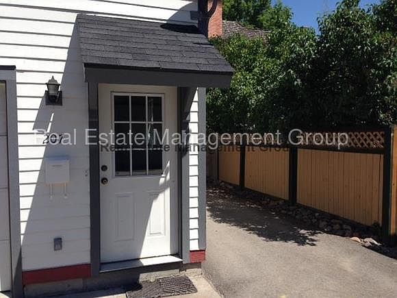 1st image of 207 S 5th St E