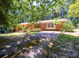 195 Dania Dr, Alpharetta, GA 30009