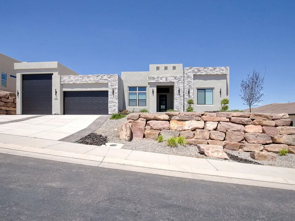 490 Appian Way