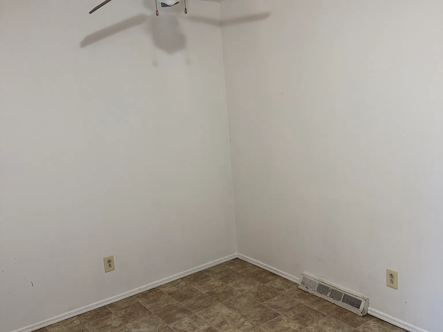 3 bed, 1680 sqft, $1,300 — Photo 4