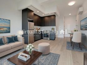 875 4th Ave