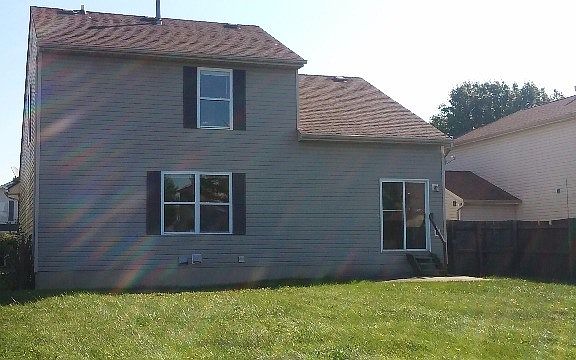 2nd image of 939 Foxcroft Pl