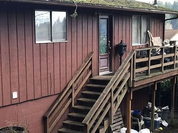 5th image of 485 Lake Louise Dr SW