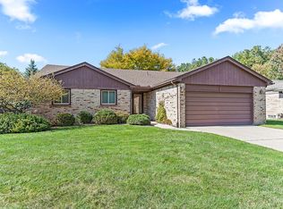 40791 Cascade Dr, Sterling Heights, MI