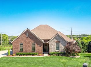 550 Red Bank Dr, White Lake, MI