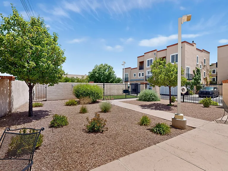 1900 Central Ave SW #203 — Photo 46