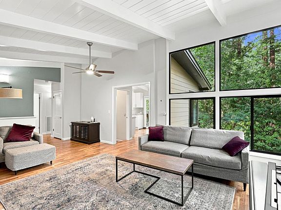 5th image of 145 Brook Ln