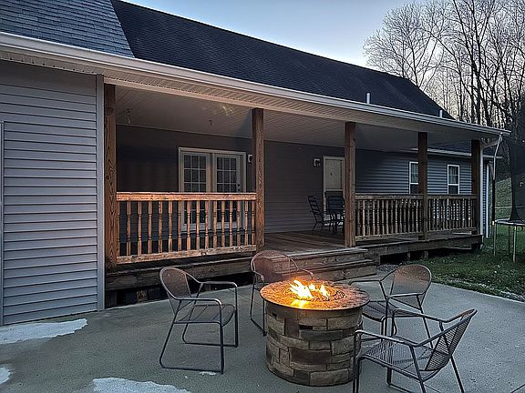 Spend evenings around a fire