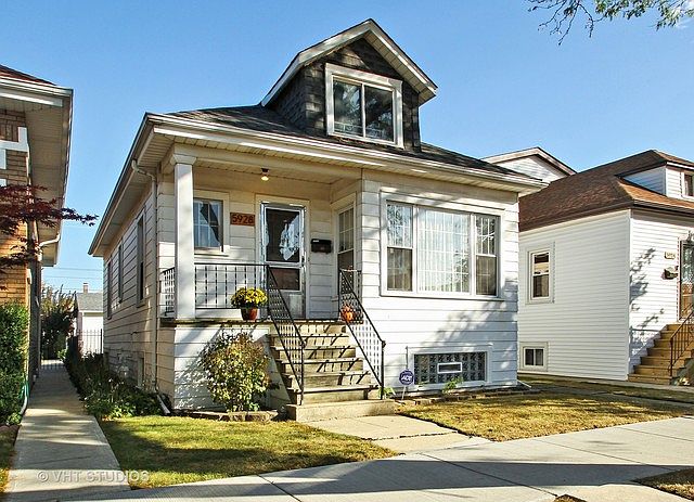 1st image of 5928 W Warwick Ave