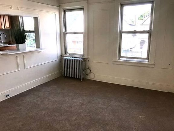 2nd image of 211 Street