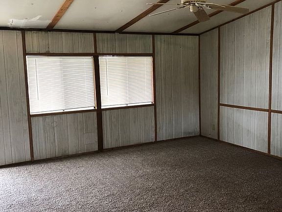 2nd image of 4105 Spiker Ln