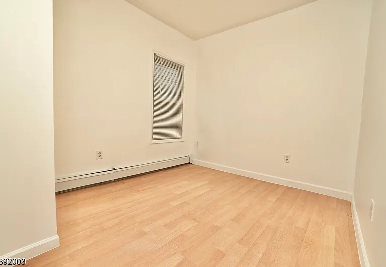 466 Cortlandt St #2 — Photo 9