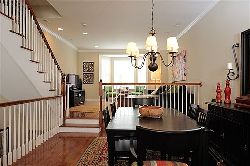 4th image of 1008 Dorrance St