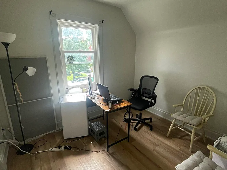 56 Louisa St #1 — Photo 6